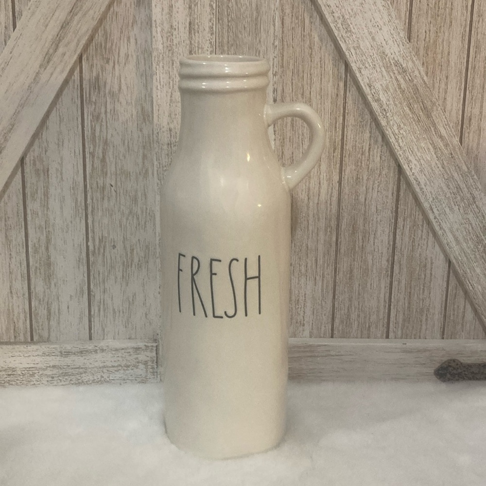 Rae Dunn Fresh Jug/Vase